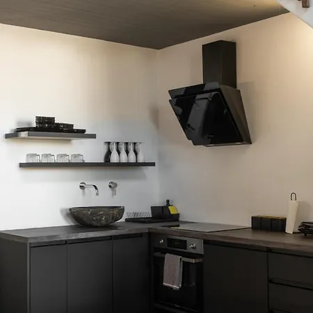 Panda Art Apartment *